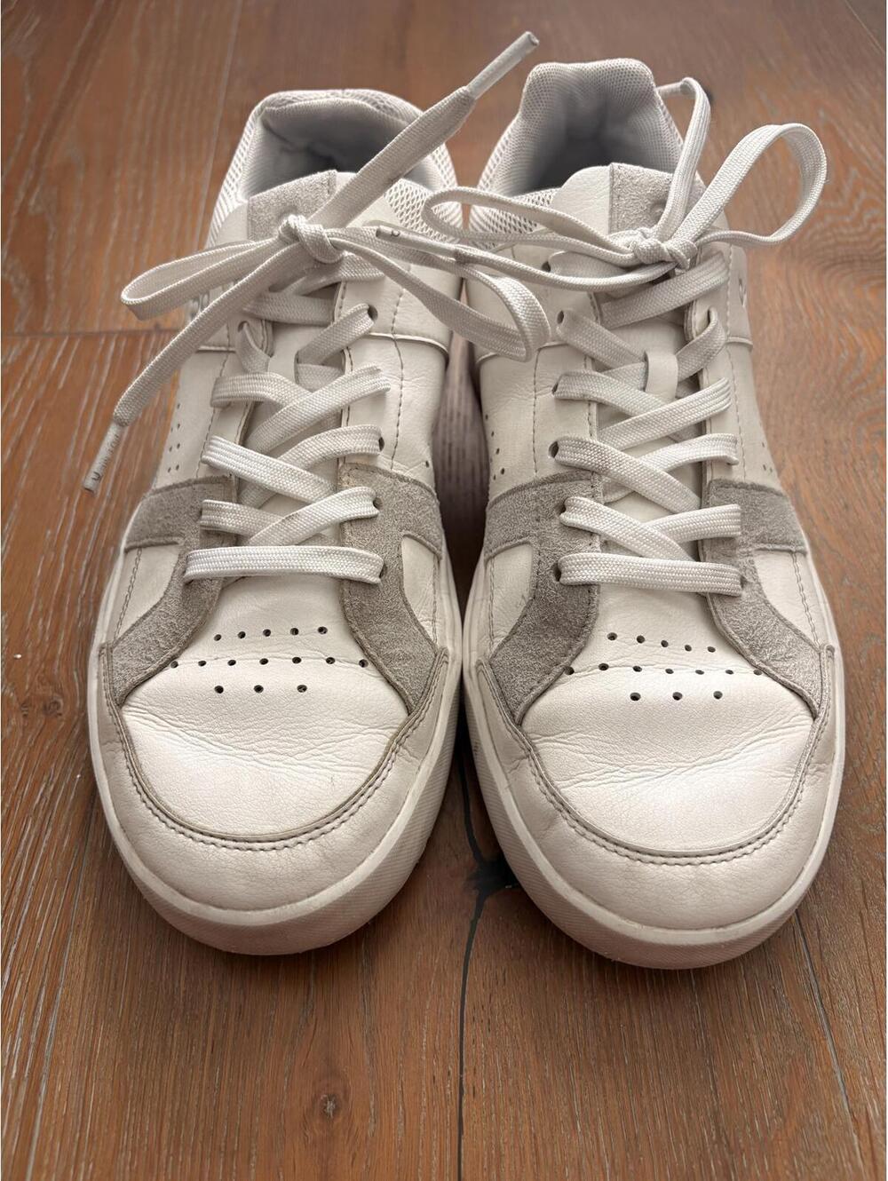 On Cloud SpeedBoard White Leather Sneakers Size 8.5